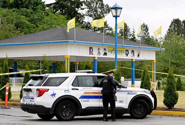 Sikh Liberal MPs meet with public safety minister over Surrey killing - https://cdn.connectfm.ca/0264F528-B2D7-490B-8F17-F12B85D0BF0B_Story2395937_3301109.jpg