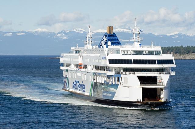 Woman arrested at Swartz Bay ferry terminal after attempting robbery and threatening BC Ferries staff - https://cdn.connectfm.ca/0277CBA3-3A1C-41A6-88E6-2F06BE49D13D_Story1453216_2100584.jpg