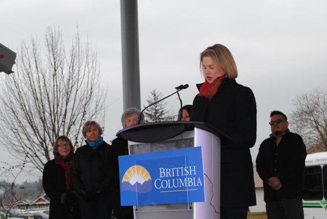 Public Safety Ministry is warning about the risk of holiday-related fires from festive lights - https://cdn.connectfm.ca/05C35380-F002-45D1-9FD8-B67242AF448C_Story952472_1377100.jpg