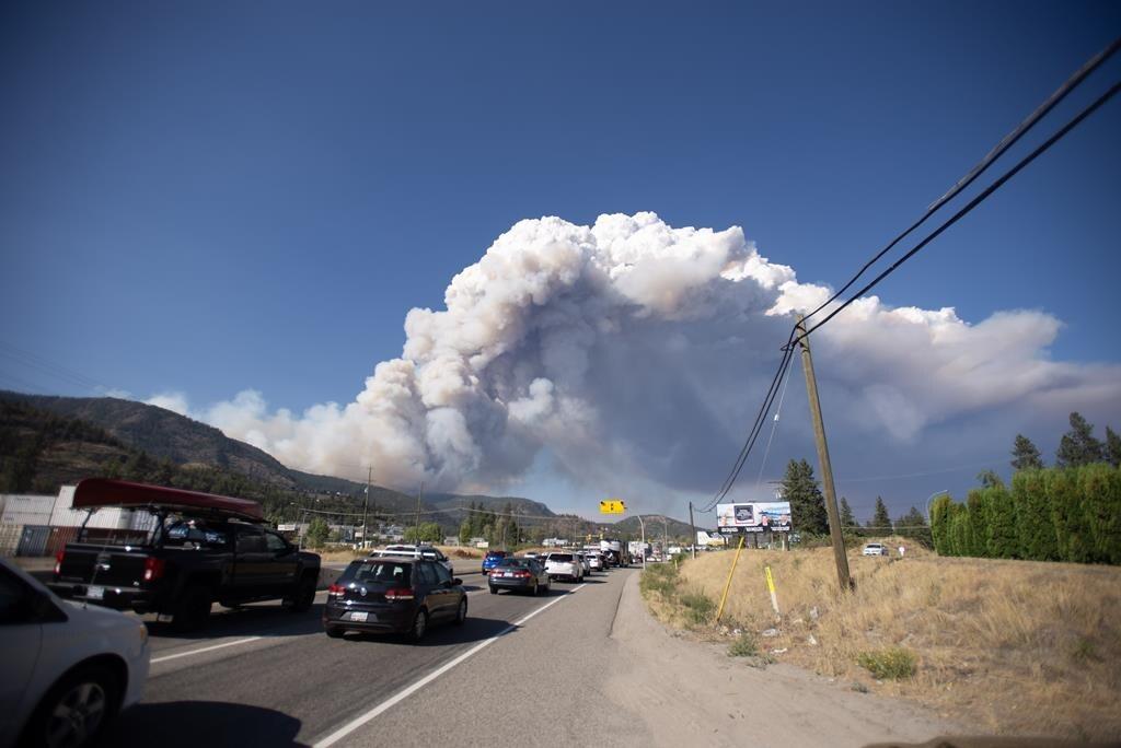 airspace-over-kelowna-international-airport-closed-to-accommodate-crews-battle-wildfires