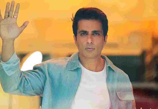 Sonu Sood to turn producer - https://cdn.connectfm.ca/13083648-BBAF-4E17-BFDD-90F057525D6C_Story973704_1409095.jpg