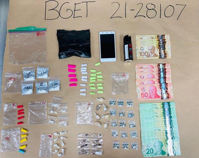 Burnaby Gang Enforcement Team seize drugs after pulling a speeding vehicle - https://cdn.connectfm.ca/17D597F8-EB4F-4D33-8317-1F4D1018C6DD_Story1345574_1945227.jpg
