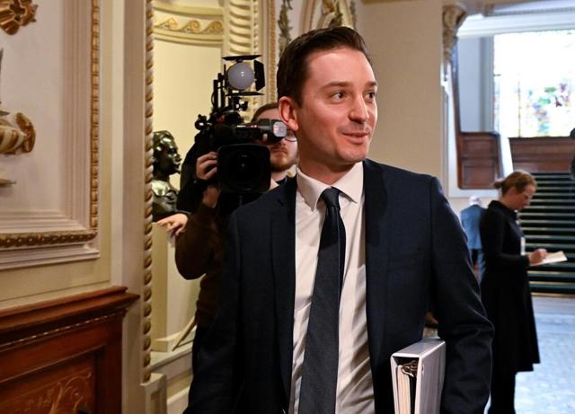 Quebec tables bill to protect rights of children born of sexual assault - https://cdn.connectfm.ca/1D9E6360-EC5D-4AC6-9F6B-3867CAA4E81C_Story2219503_3105020.jpg