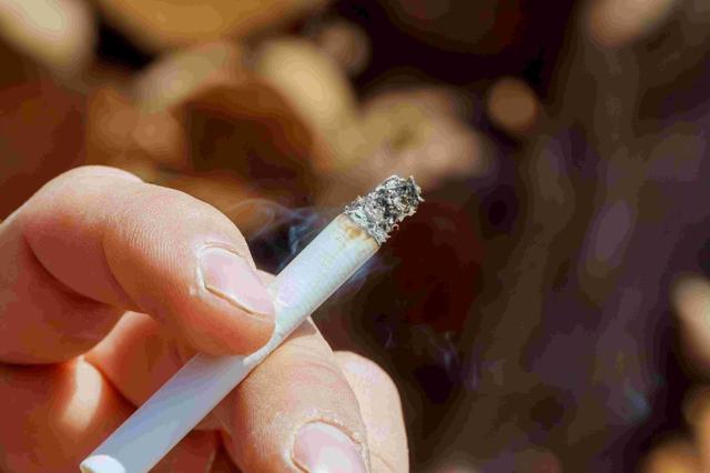 New warning label regulations for cigarettes go into effect this week - https://cdn.connectfm.ca/2260A0DB-36A3-4A35-B8BA-9E33AD02A98A_Story2512754_3352935.jpg