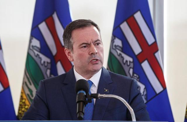 Premier Jason Kenney: forecast models for the COVID-19 crisis in Alberta predict 400 to 6,600 deaths - https://cdn.connectfm.ca/26ABB6EB-1496-4C9C-80C5-DC241AD13805_Story564729_816547.jpg