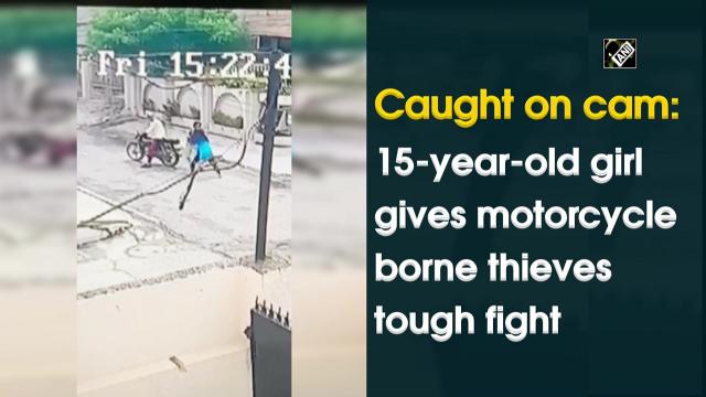 Caught on cam: 15-year-old girl gives motorcycle borne thieves tough fight - https://cdn.connectfm.ca/277F8125-E0A4-469C-935A-0DFE0A341824_Story789702_1142530.jpg