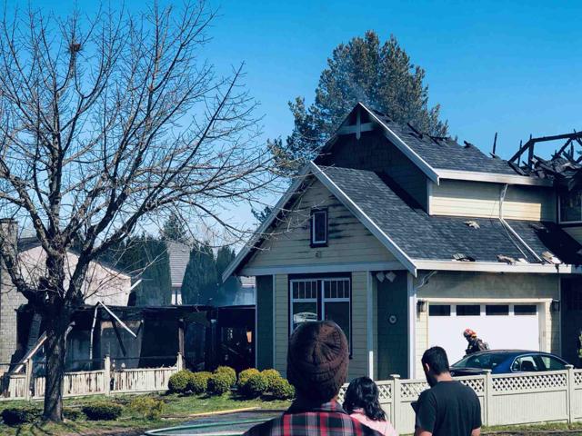 Fire incident in Surrey, RCMP investigating - https://cdn.connectfm.ca/2F5FA7B0-931B-45BF-A627-FD6A6454794E_Story572673_827437.jpg
