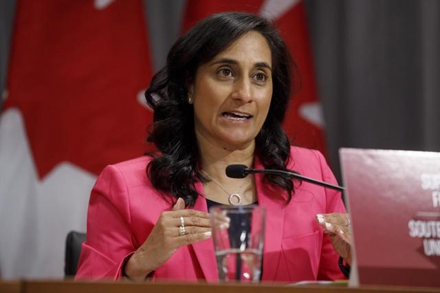 Proposed parliamentary investigation of handling of the COVID-19 can put federal contracts for PPE, vaccines and rapid test kits in jeopardy: Anita Anand - https://cdn.connectfm.ca/3D7E3650-856B-453C-8959-B5C96E55C461_Story875030_1264114.jpg