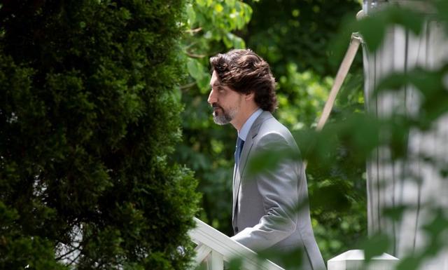 Trudeau offers premiers $14 billion to help reopen the economy safely - https://cdn.connectfm.ca/3E40F44D-7BE8-4F2F-90B2-22CECF54B0F5_Story651714_944490.jpg