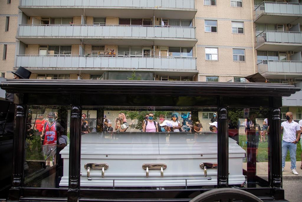 no-grounds-to-charge-officers-in-death-of-regis-korchinski-paquetsiu