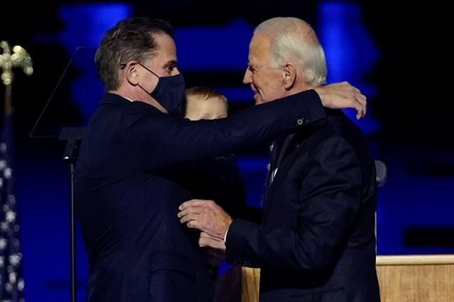 Electoral College confirms Biden's victory; Biden says current president should finally accept his own defeat - https://cdn.connectfm.ca/404227FA-2898-44C9-A243-FC44606D1842_Story952477_1377696.jpg