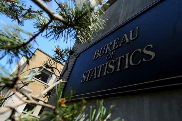 Consumer price index in August hits 0.1 per cent, Statistics Canada says - https://cdn.connectfm.ca/413FC710-13E6-4EF0-8DAD-55B8E7199D0C_Story812330_1173370.jpg