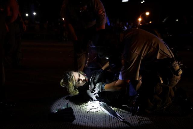 Family of Rayshard Brooks pleading for nonviolent protests and policy changes - https://cdn.connectfm.ca/419E5C64-40D6-4F46-B76E-51F01B0484DA_Story666067_965626.jpg