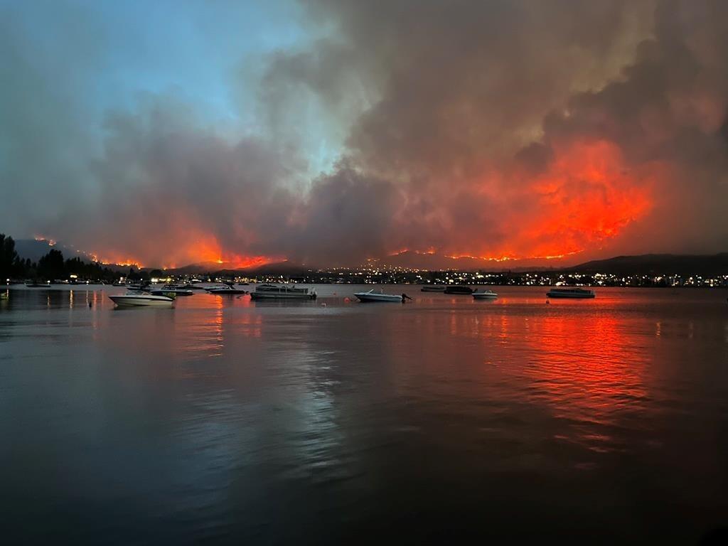 residents-close-to-b-cs-wildfire-warned-about-health-risks