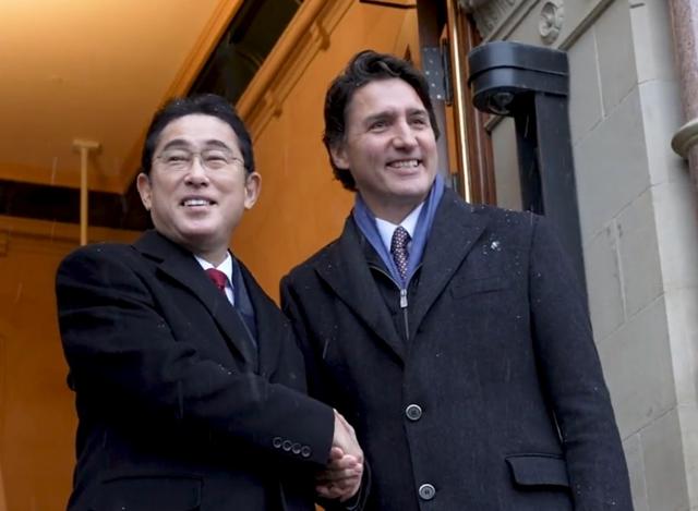 Japanese PM Kishida visits Ottawa, asks for Canada's help on clean energy transition - https://cdn.connectfm.ca/4C672008-DDBA-407F-8D44-105BAF982F8A_Story2160923_3042142.jpg