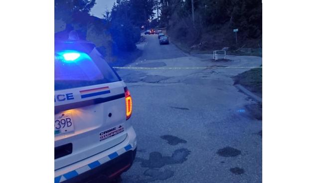 19 year old has life-threatening injuries in hit and run than happened after a possible confrontation  - https://cdn.connectfm.ca/5D1C1C29-A65E-43DC-B4FC-8F78FB256A11_Story1115505_1617502.jpg