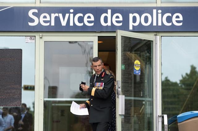 Maj.-Gen. Dany Fortin charged with one count of sexual assault - https://cdn.connectfm.ca/5E3DE3D7-D5F5-46CA-8F44-AB4846A43087_Story1358394_1962861.jpg
