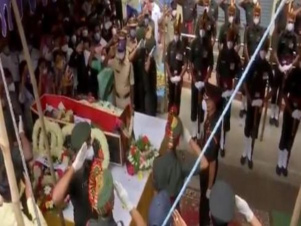 families-bid-tearful-adieu-to-bravehearts-killed-in-galwan-valley-clash