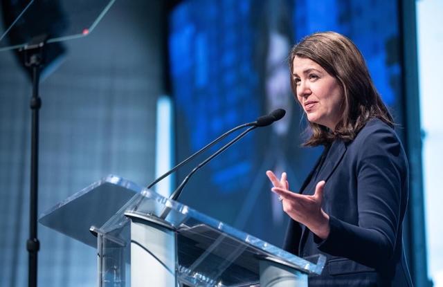 Alberta announces new health delivery system, promises to try to protect jobs - https://cdn.connectfm.ca/6A8B25BC-3B17-44A2-AE25-FC71A251190F_Story2650143_3507239.jpg