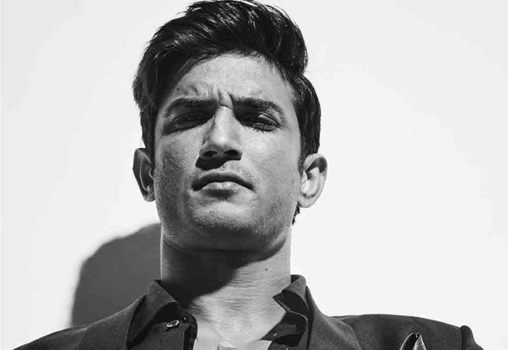 rhea-chakraborty-makes-her-move