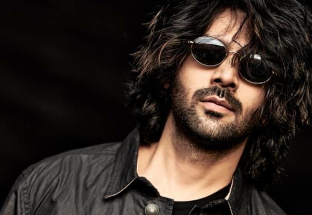 dostana-2s-uk-schedule-deferred-due-to-lockdown