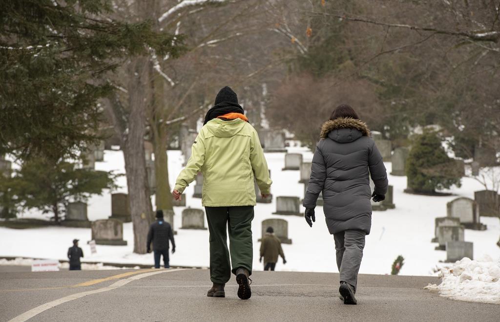 record-breaking-single-day-death-toll-from-covid-19-in-u-s