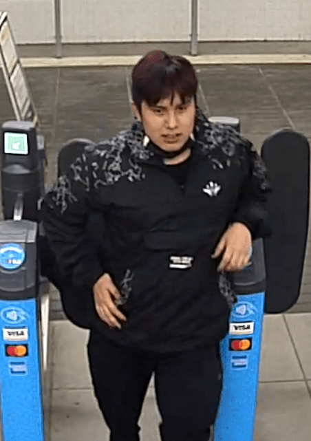 Public’s help sought in identifying sexual assault suspect: Metro Vancouver Transit Police - https://cdn.connectfm.ca/6F4E54F0-DD8E-461A-A350-2C1CE50D5F6F_Story1543152_2227883.png