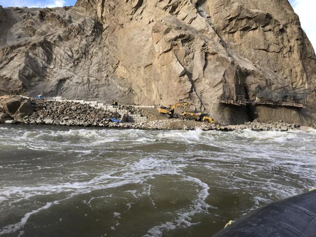 Tubing accident survivor recalls clinging for her life - https://cdn.connectfm.ca/6FF79E68-67B0-4EF2-9BA3-97E422110B85_Story1264567_1829981.jpg