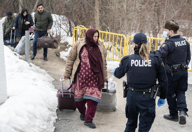 RCMP to close facilities on Roxam Road in Quebec - https://cdn.connectfm.ca/74E91DB5-55BA-4C7D-87D0-61DBCD7CFD0F_Story2583518_3432821.jpg