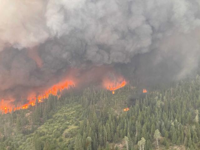 262 wildfires burning in B.C. resulting in 64 evacuation orders and 100 evacuation alerts - https://cdn.connectfm.ca/770D271E-F669-4F40-8860-12901331D08D_Story1335554_1930609.jpg