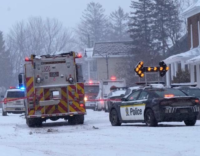 Three employees remain missing after explosion at Quebec propane business - https://cdn.connectfm.ca/7ABCFC81-ED78-49DF-AE60-347E0ACBA34F_Story2162507_3043645.jpg
