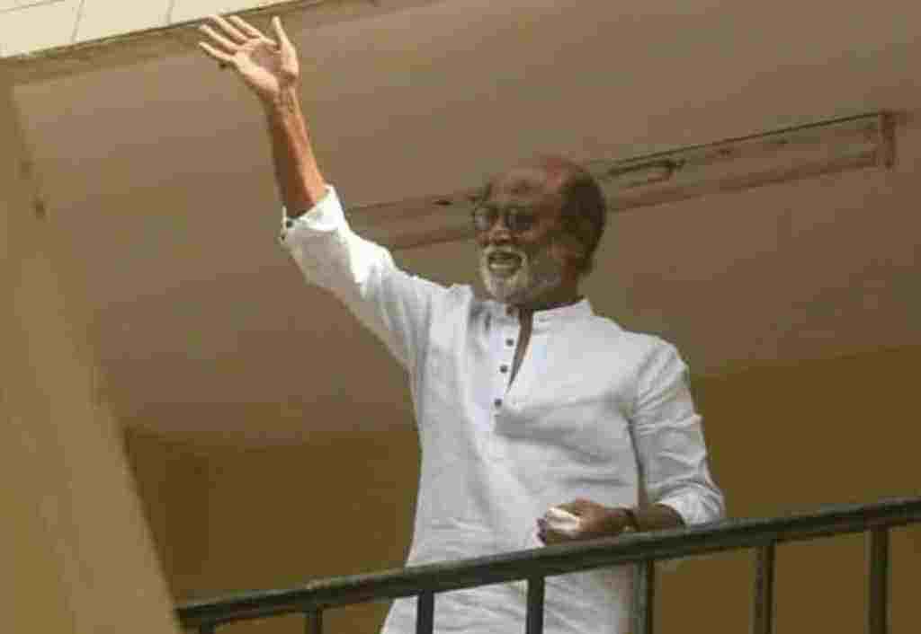 no-political-games-for-rajnikanth-now