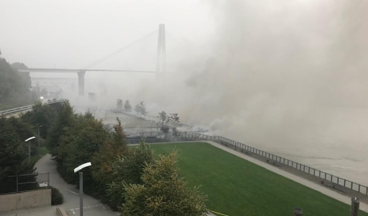 flames-rip-through-waterfront-park-damage-boardwalk-in-new-westminster-b-c