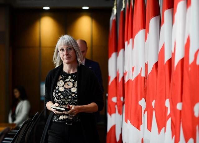 Future lockdowns will depend on whether people can follow COVID-19 mitigation measures: Patty Hajdu - https://cdn.connectfm.ca/81FBFF79-0B87-474A-AA97-5F9A1938E1F9_Story821672_1187428.jpg