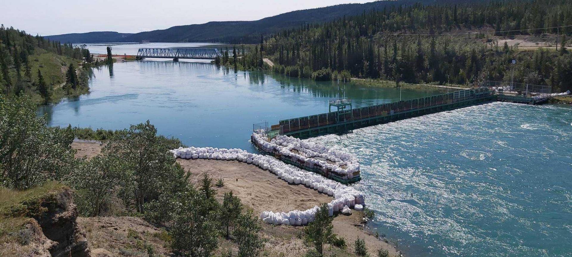 flood-waters-remain-very-high-in-yukon