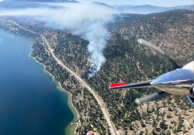 Wildfire near Peachland considered out-of-control, main route through south Okanagan closed - https://cdn.connectfm.ca/873453C7-2AB2-4E14-9508-2D0697B51610_Story1272660_1841528.jpg