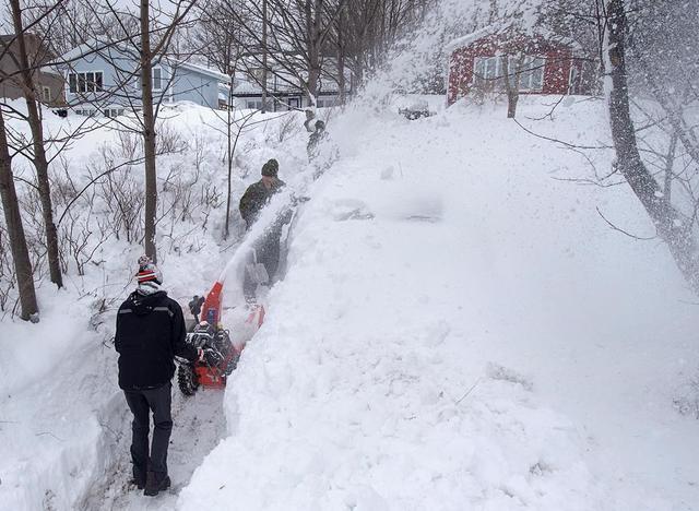 State of emergency in St. John's, N.L., reaches Day 5 after massive blizzard - https://cdn.connectfm.ca/87A72027-0C80-4F7C-B2A4-F1C2EC169967_Story439794_635404.jpg