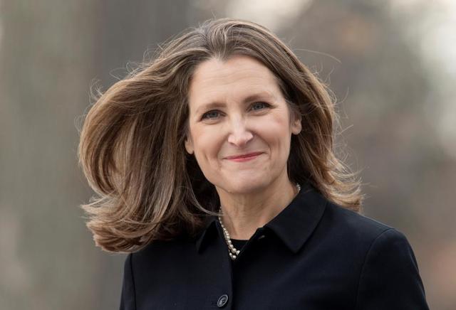 Chrystia Freeland to stay in constant contact with Mike Pompeo in regards to the fate of shared border  - https://cdn.connectfm.ca/8A45A0B1-5661-4F73-A68B-C6793F04BBB3_Story524218_757130.jpg