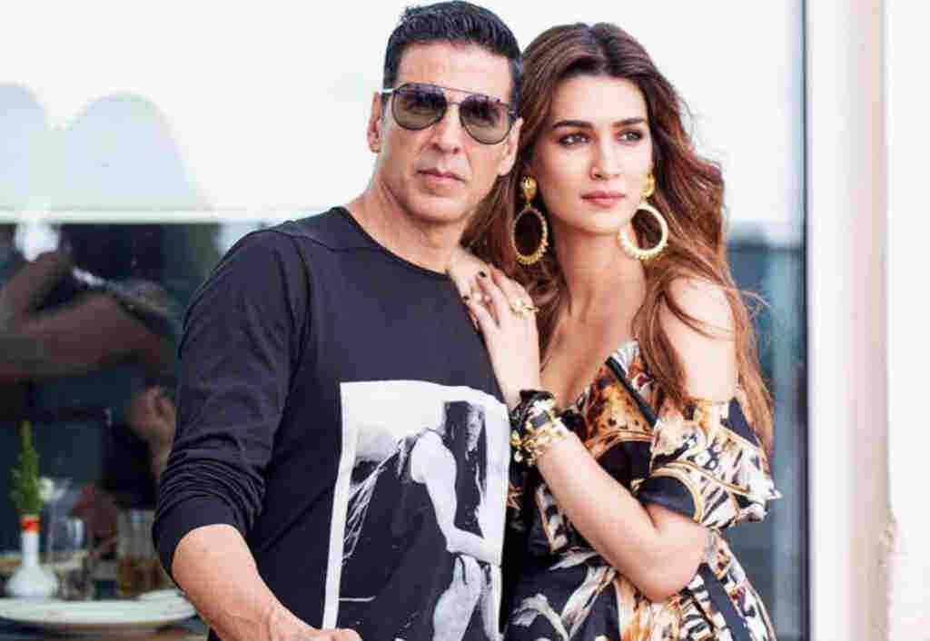 akshay-kriti-join-the-bachchan-party