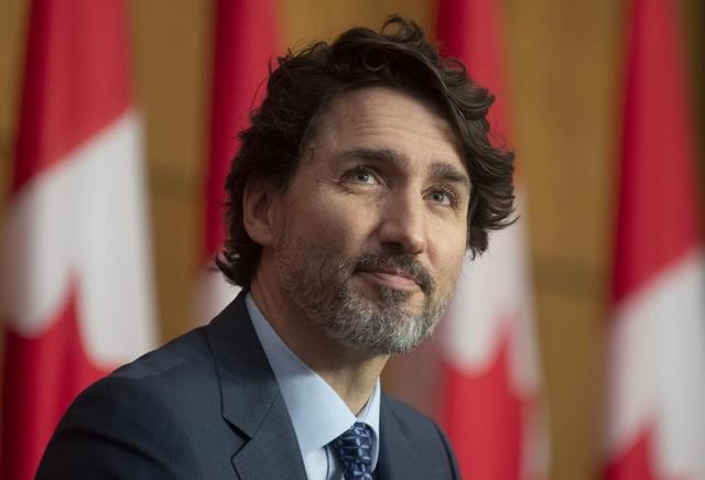 PM Trudeau reassures people to get vaccinated as soon as it's their turn, says he's glad he was given the Oxford-AstraZeneca vaccine - https://cdn.connectfm.ca/965E2DBE-1D42-42C1-8917-F2F8133D073E_Story1178415_1708172.jpg