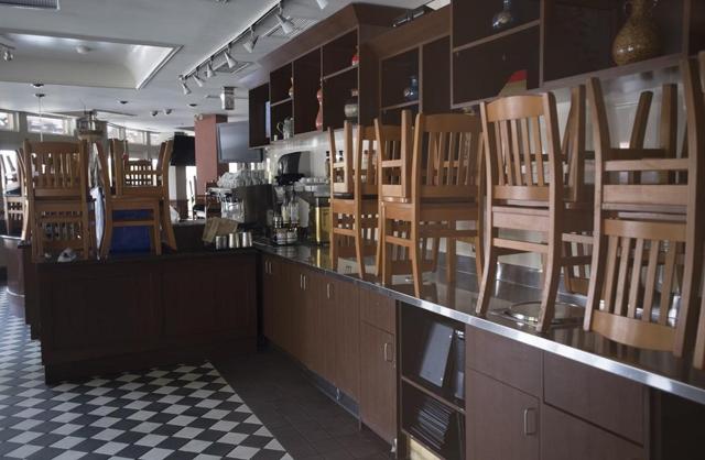 National unemployment rate hits new record even as economy adds jobs  - https://cdn.connectfm.ca/973E0D15-2833-42A3-93B3-FCC545F5873D_Story651712_944057.jpg