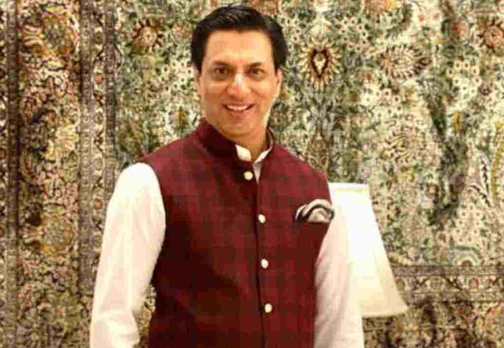 madhur-bhandarkar-calls-out-karan-johar