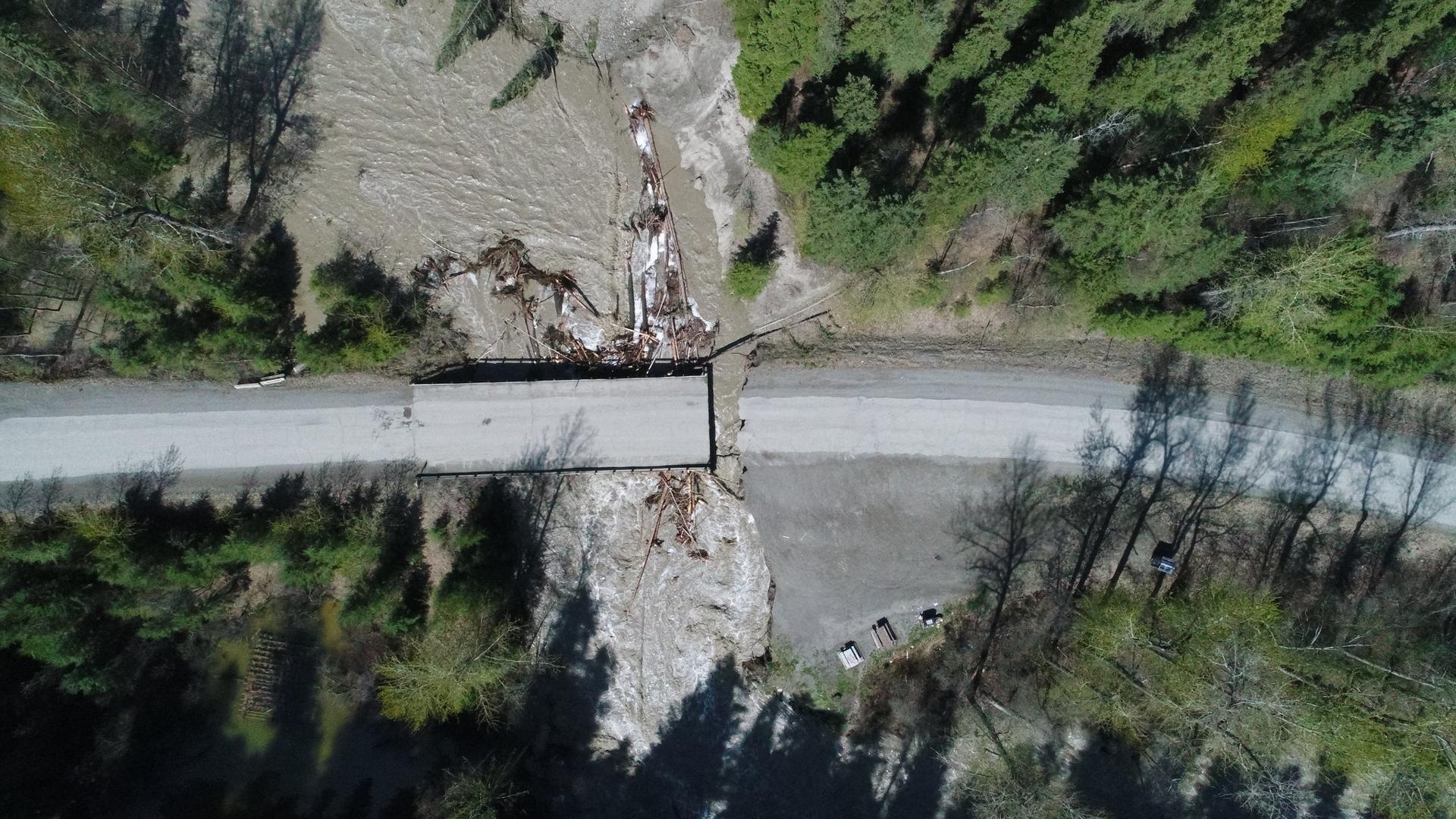 state-of-local-emergency-declared-as-the-skeena-river-bursts-its-banks