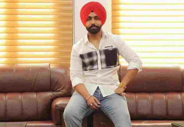 Chalo Delhi! - https://cdn.connectfm.ca/A7C210A9-0FA0-4118-890C-DF39294E5E8E_Story925807_1337750.jpg