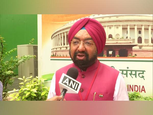 AAP MP thanks Sitharaman for clearing air on GST - https://cdn.connectfm.ca/AAP-Rajya-Sabha-MP-Vikramjit-Singh-Sahney.jpg