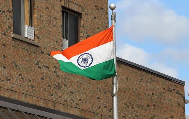 India suspends visa services in Canada - https://cdn.connectfm.ca/AE52EBF3-8782-4150-BE0F-BB8841A019BC_Story2578885_3427545.jpg