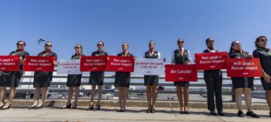 union-interrupts-air-canada-press-conference