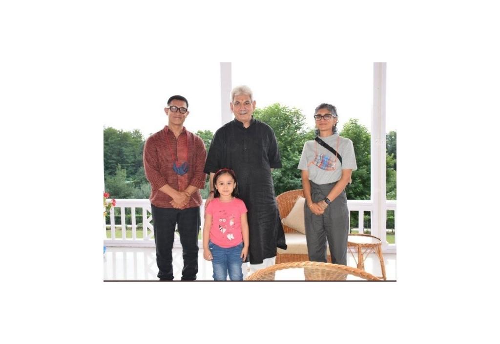 aamir-khan-kiran-rao-meet-j-k-lt-gov-manoj-sinha-at-raj-bhavan