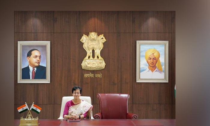 delhi-schools-up-to-5th-standard-closed-online-classes-to-be-held-atishi