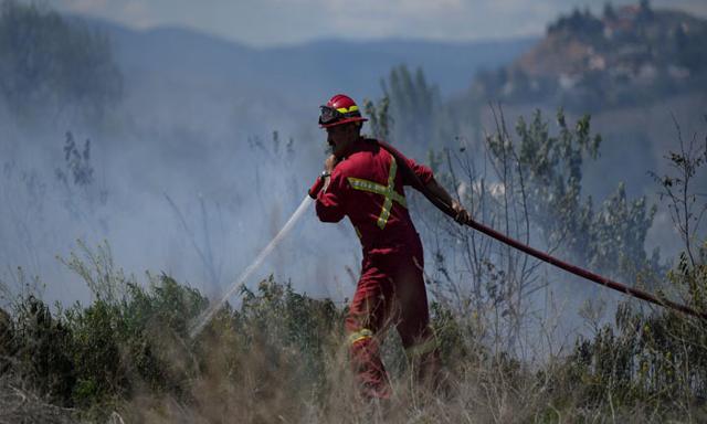 B.C. Wildfire Service announces ban on most open fires in coastal areas - https://cdn.connectfm.ca/B.C.-Wildfire_2025-05-28-183949_fgae.jpg